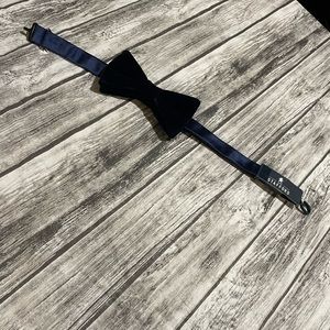 NWT STAFFORD BOW TIE